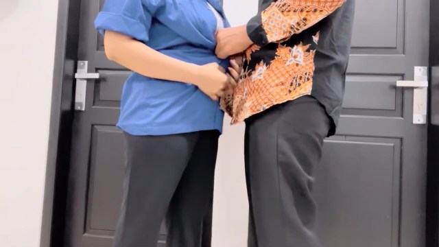 Best Viral 2025 Romantisnya Suami Menyambut Istri Indomaret Pulang